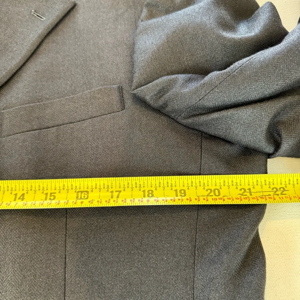 Chereskin Mens 40R Sports Coat Black 2-Button 100% Silk Blazer Jacket